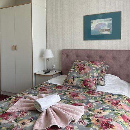 Damroka Bed & Breakfast Леба Екстериор снимка