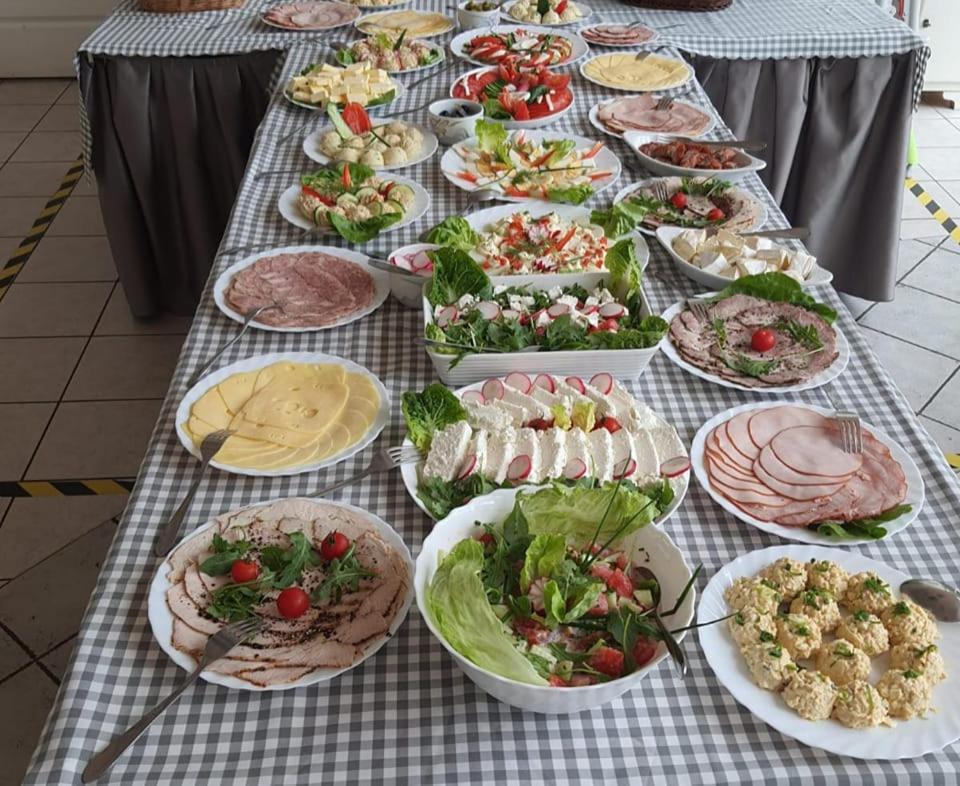 Damroka Bed & Breakfast Леба Екстериор снимка
