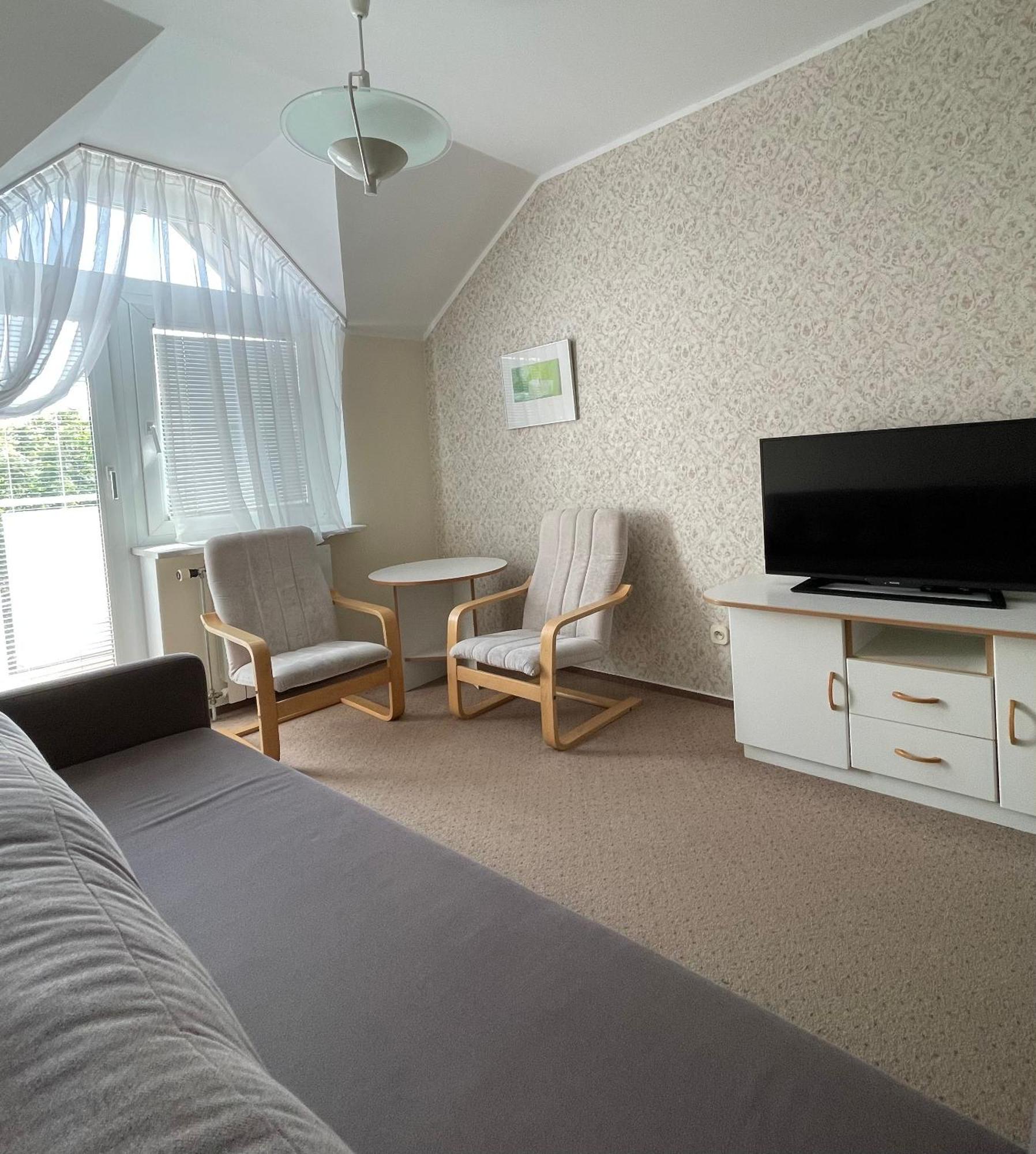 Damroka Bed & Breakfast Леба Екстериор снимка